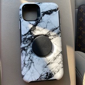 iPhone 11 otter box case